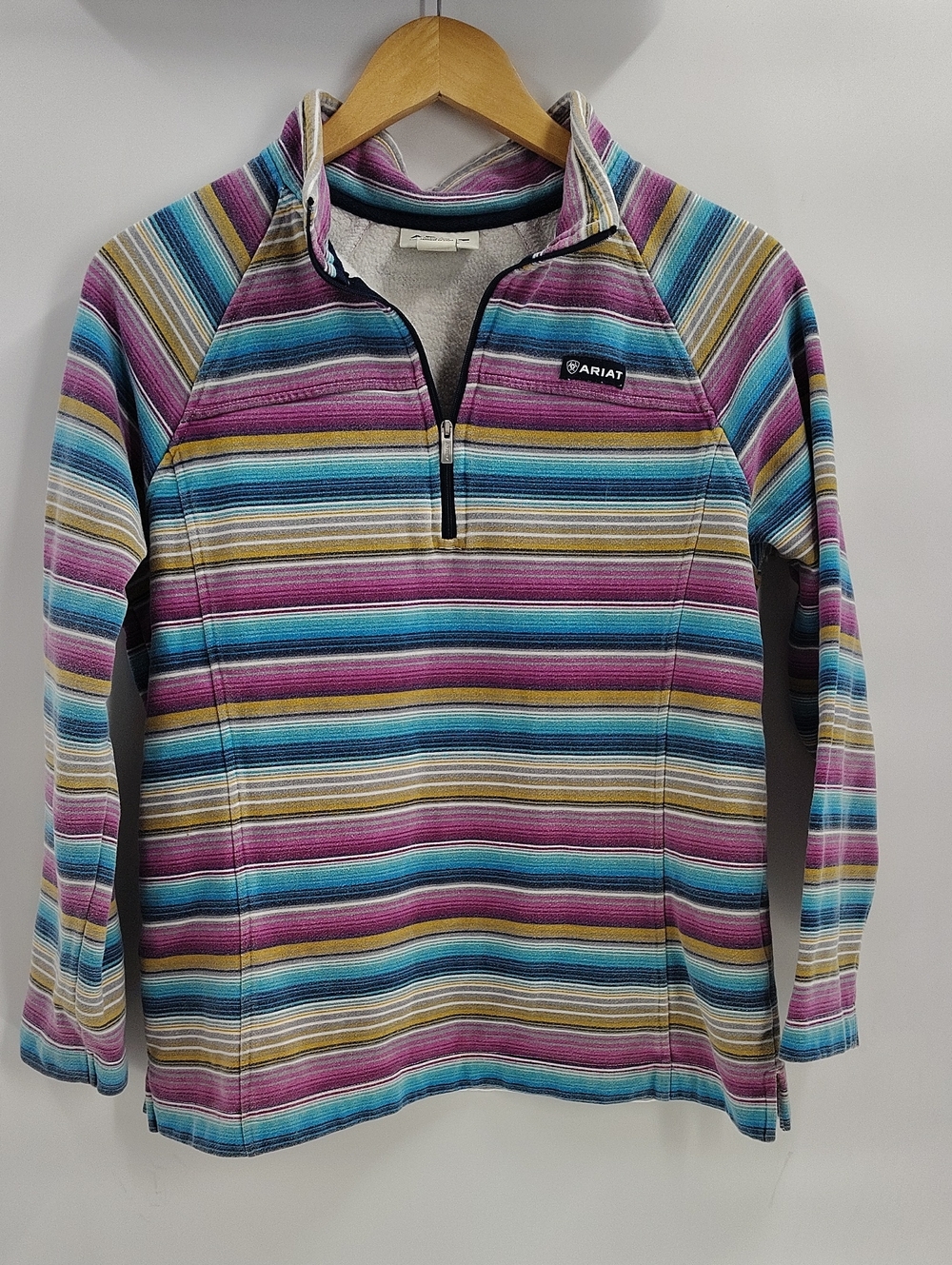 Ariat Ladies R.E.A.L. Comfort Serape Zip Sweatshirt Medium Long Sleeve Western